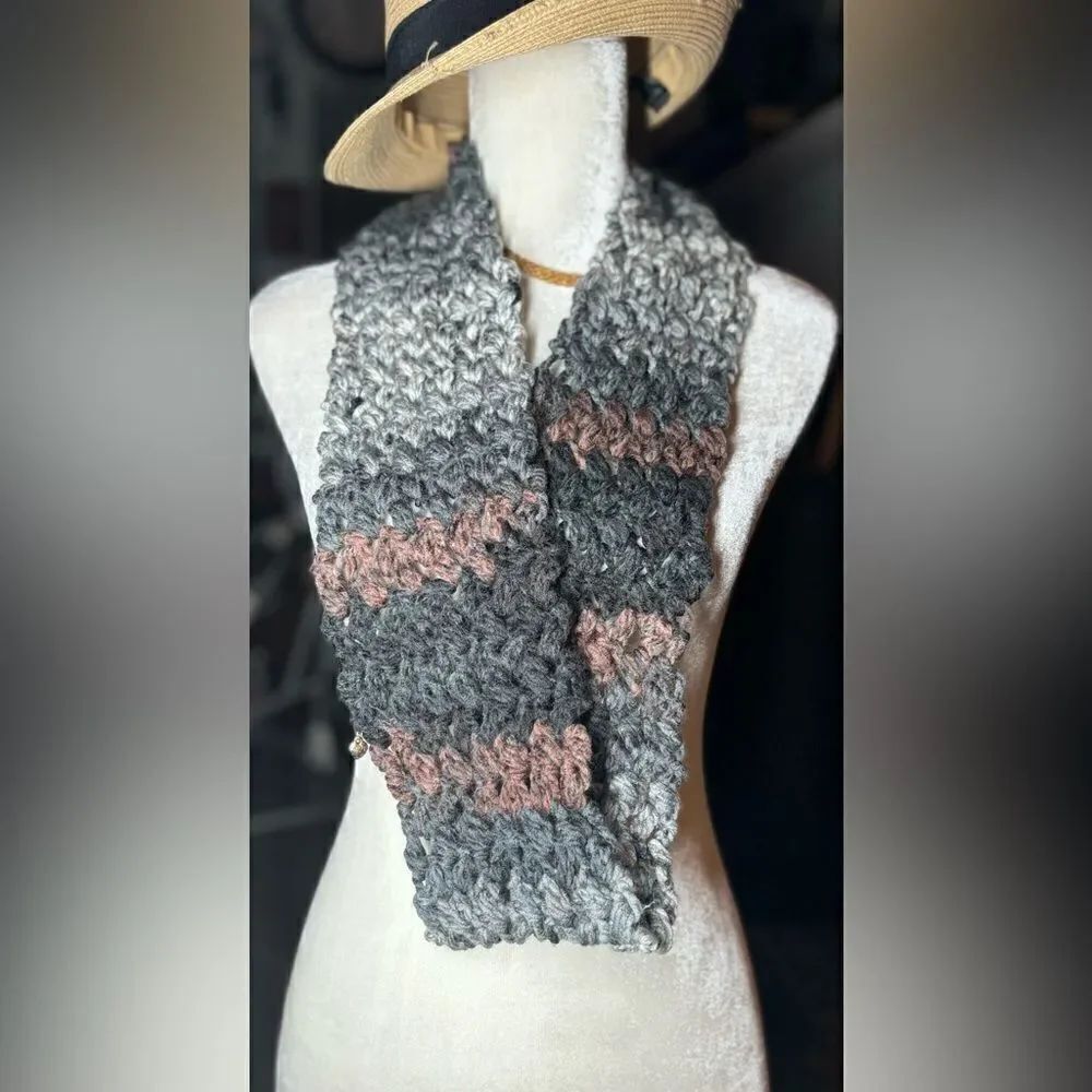 40” NEW Infinity Crochet Gray Color Blends Winter Wrap Scarf